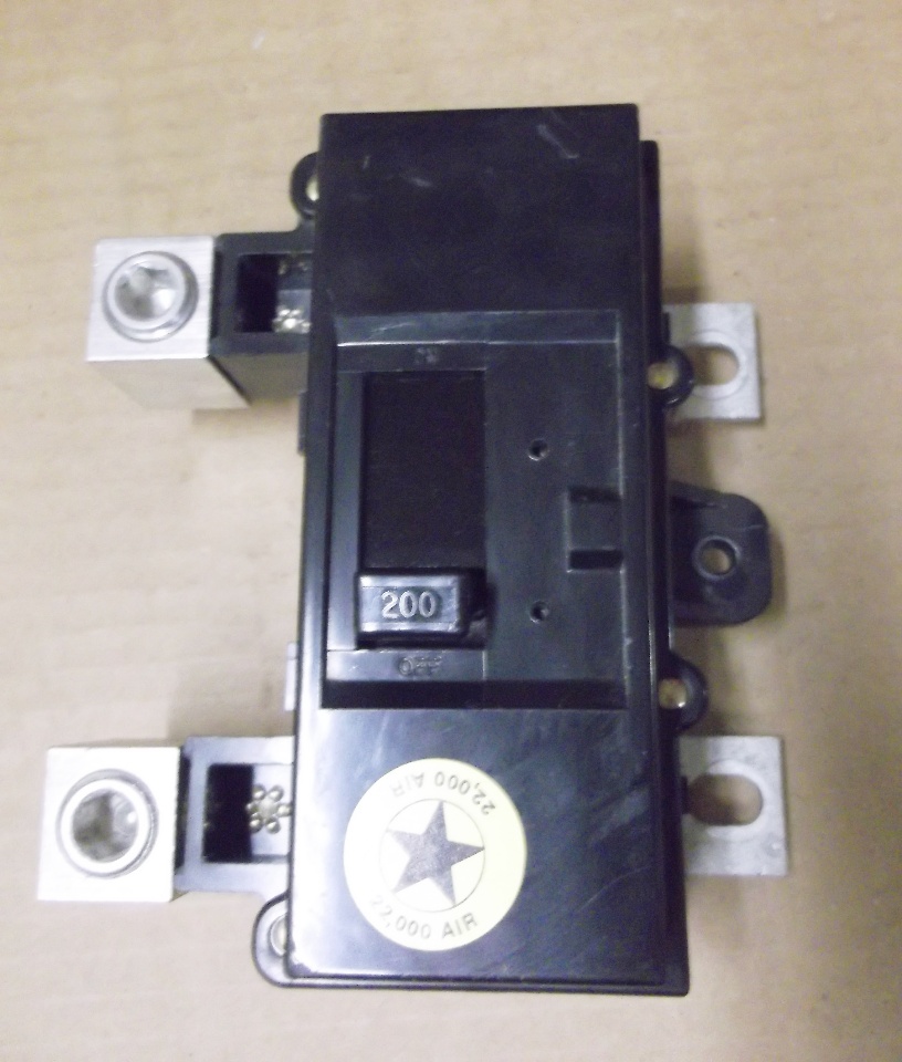 Square D QOM2200VH Circuit Breaker 2 Pole 200 Amp 240V | Daves