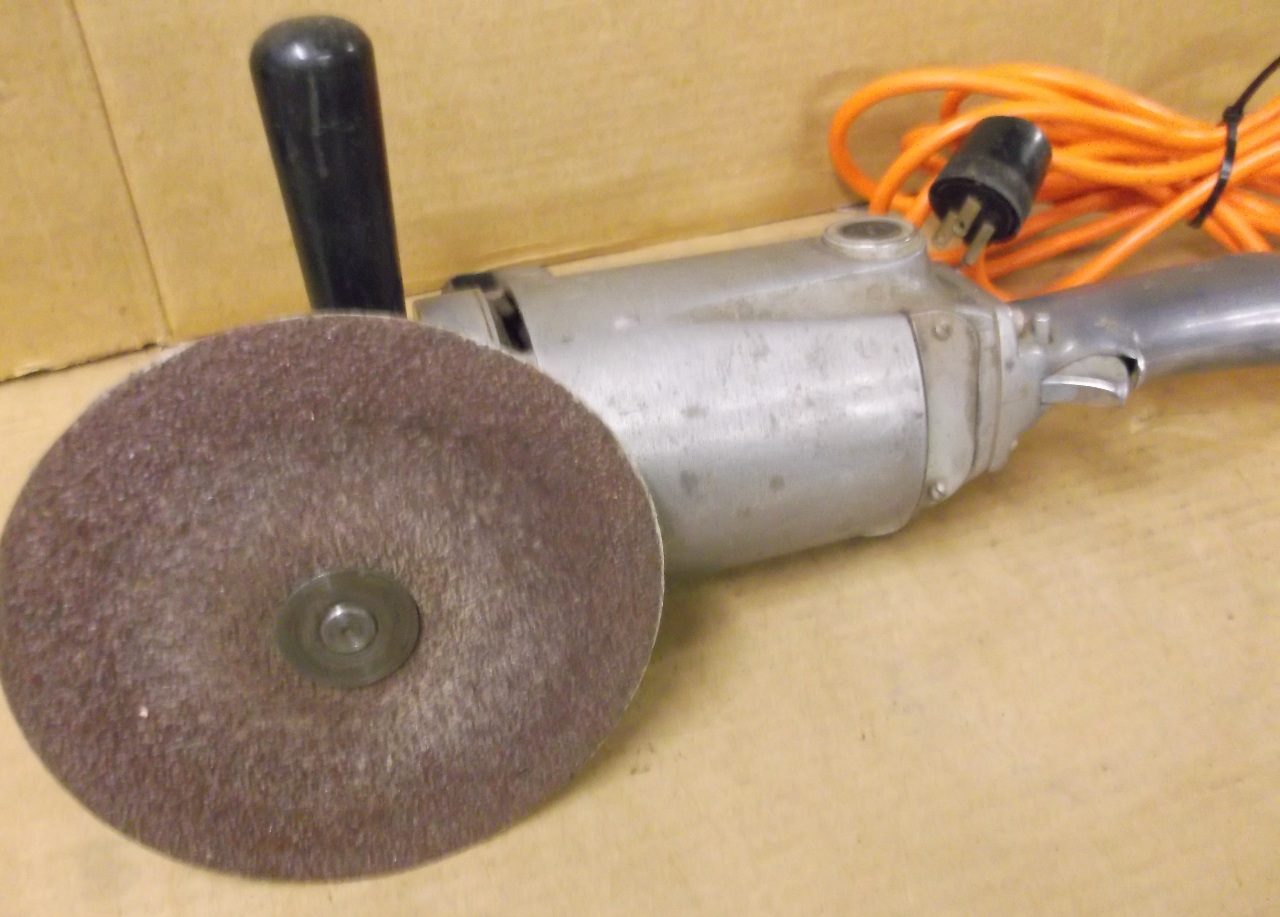 MILWAUKEE 6020 Heavy Duty 7" SANDER GRINDER Daves Industrial Surplus LLC