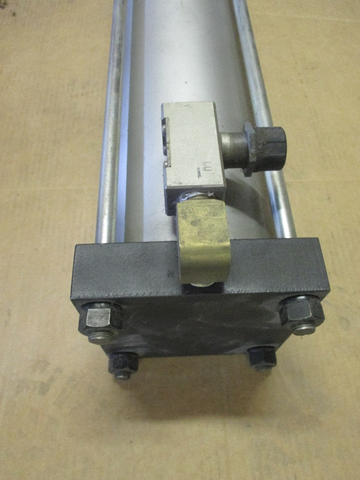 SMC CDLSF125TN635 / CLS125UA PNEUMATIC CYLINDER WITH LOCKING