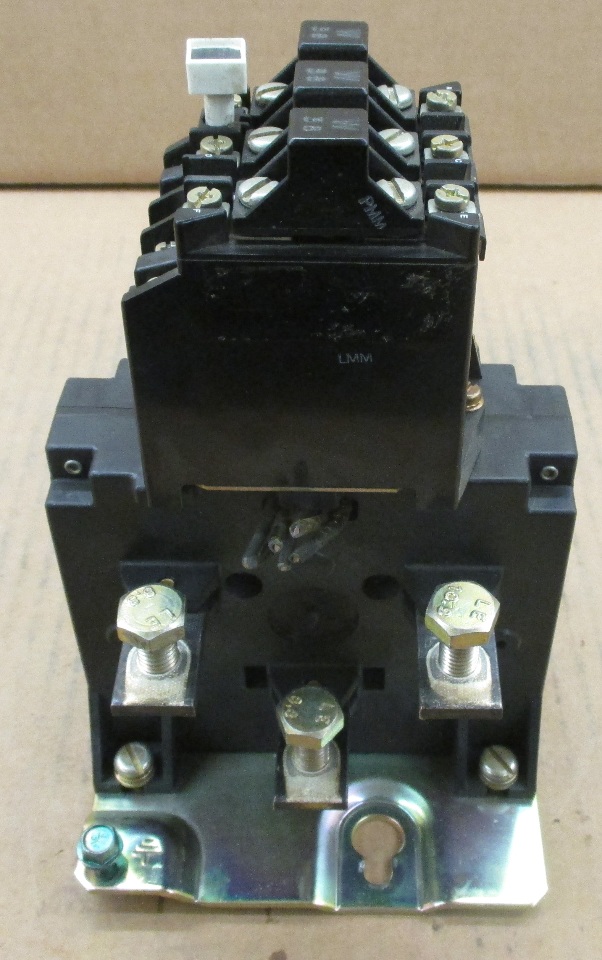 AllenBradley EUTECTIC ALLOY OVERLOAD RELAY 592TPD200 with Overload 592JOV16 Series A Daves