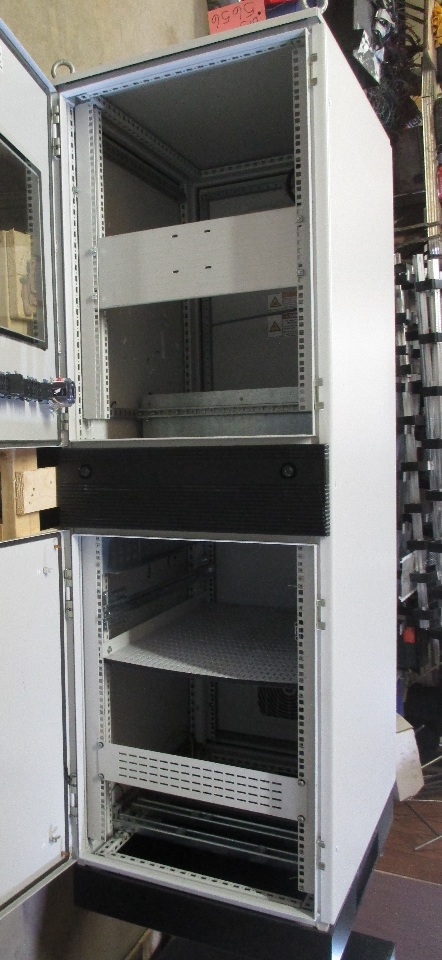 Hoffman Schroff server cabinet 70"H x 30"D x 24"W | Daves