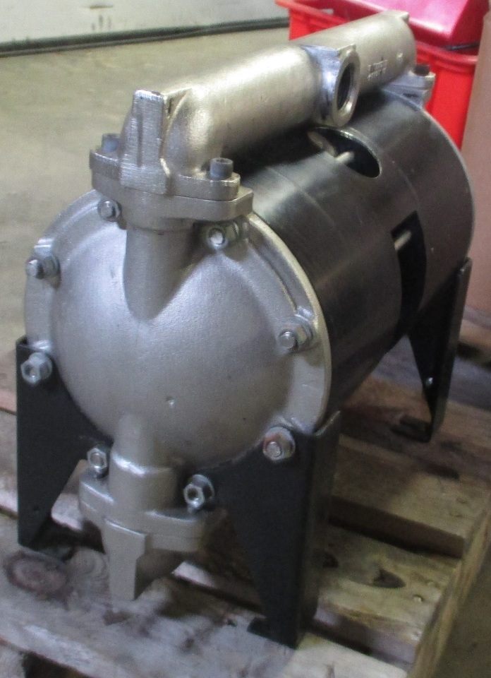 Aro 1" High Pressure Diaphragm Pump | Daves Industrial Surplus LLC