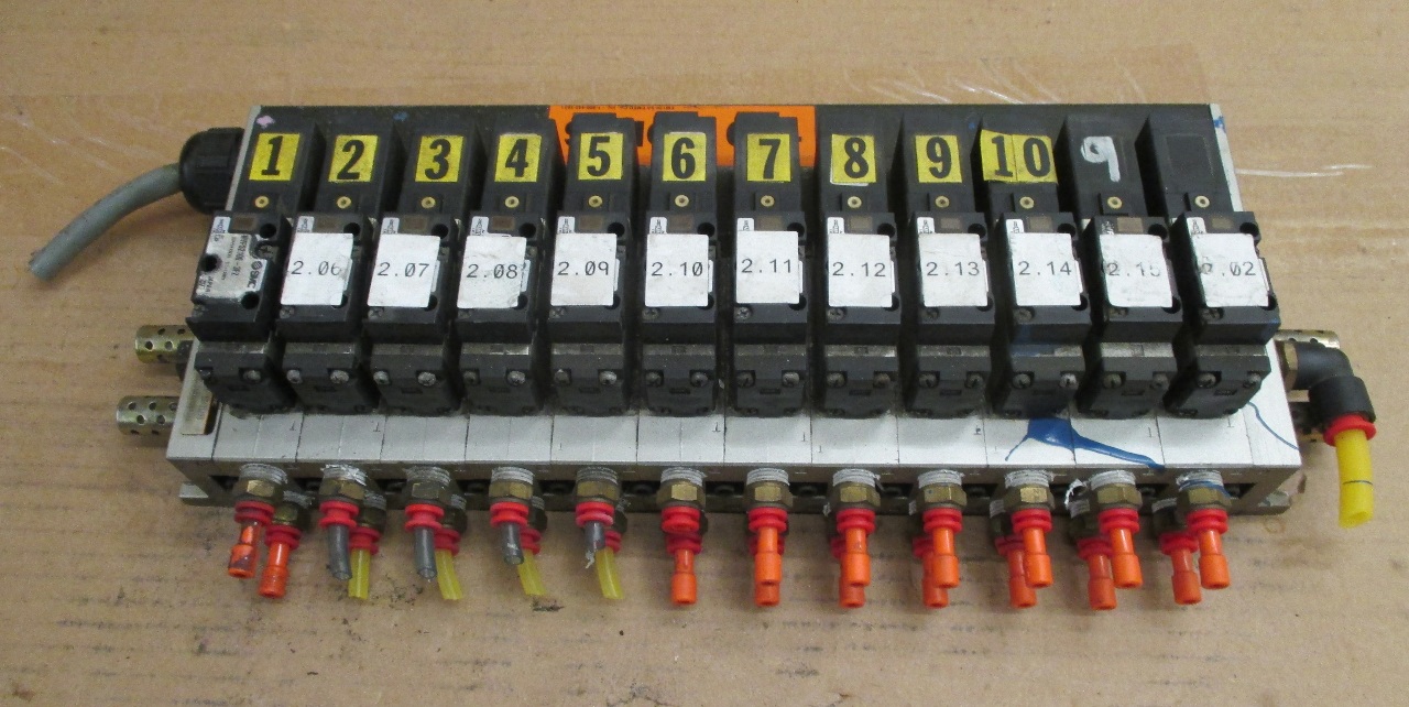 SMC NVFS21003FZ 12 Valve Bank with Solenoids Daves Industrial