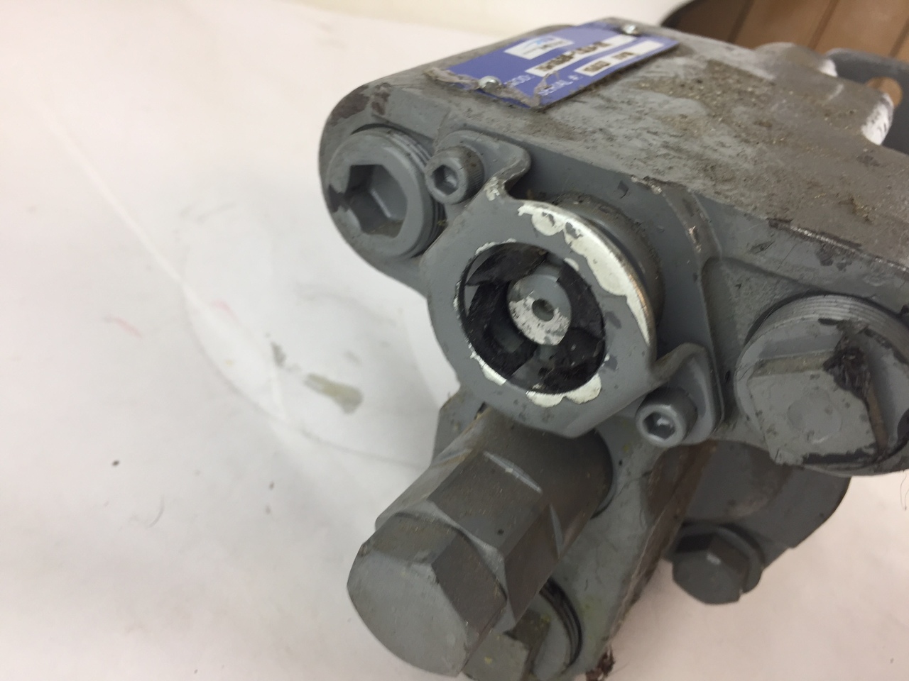 Metaris MH1025 HYDRAULIC DUMP BED PUMP (S314) eBay