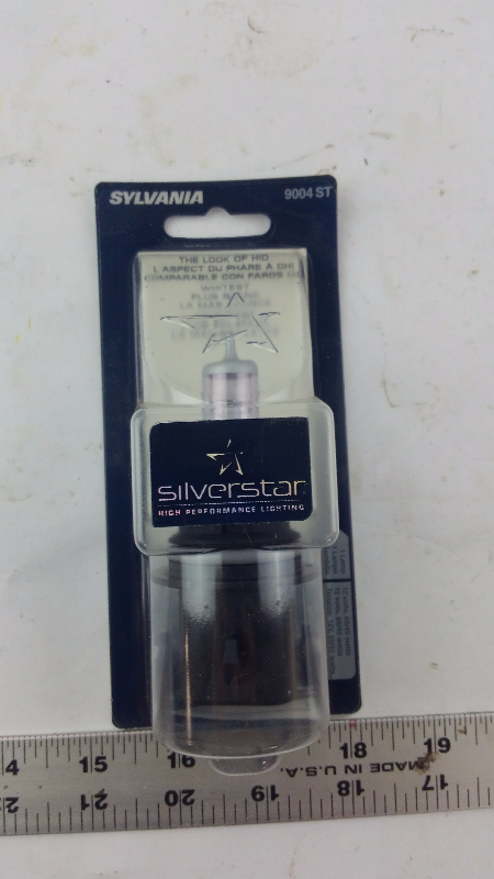 Sylvania 9004 Silverstar High Performance Halogen Headlight Sylvania 9004 Silverstar High Performance Halogen Headlight