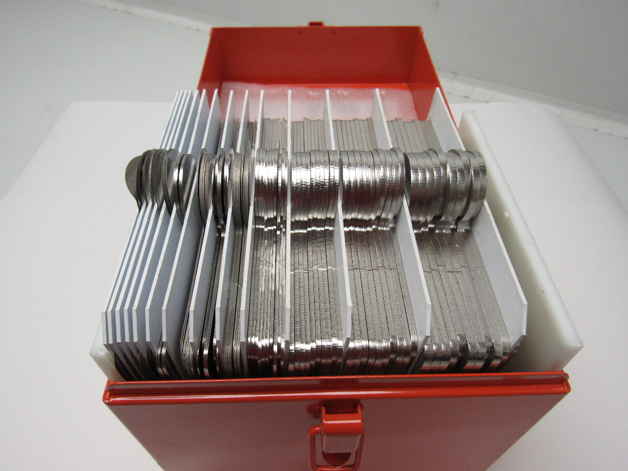 Aloma GMini Kit 130 shims 6"x 6" with tab for up to 2 1/4" bolt