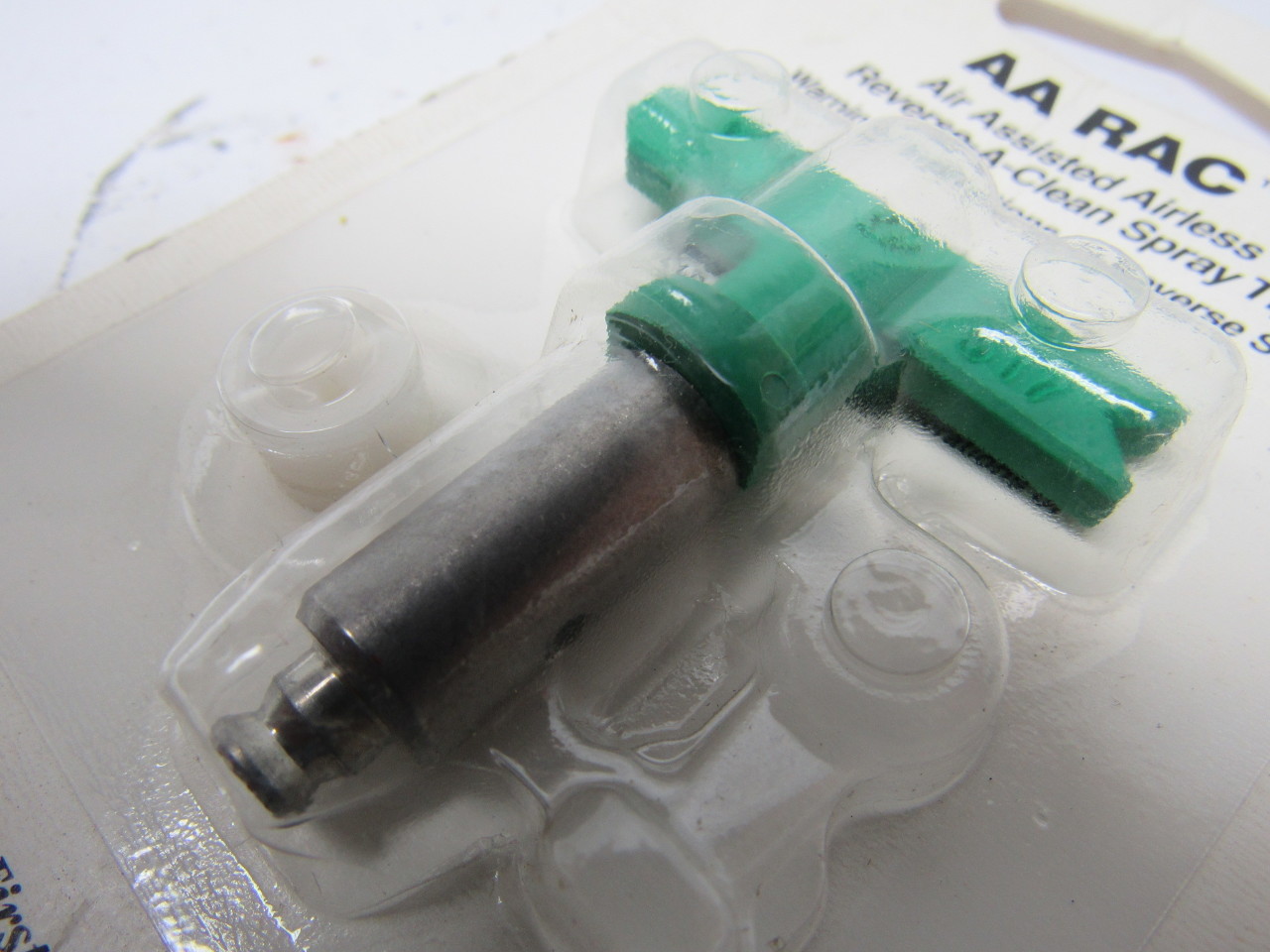Graco 242517 Air Assisted ReverseAClean AA RAC Airless Spray Tip