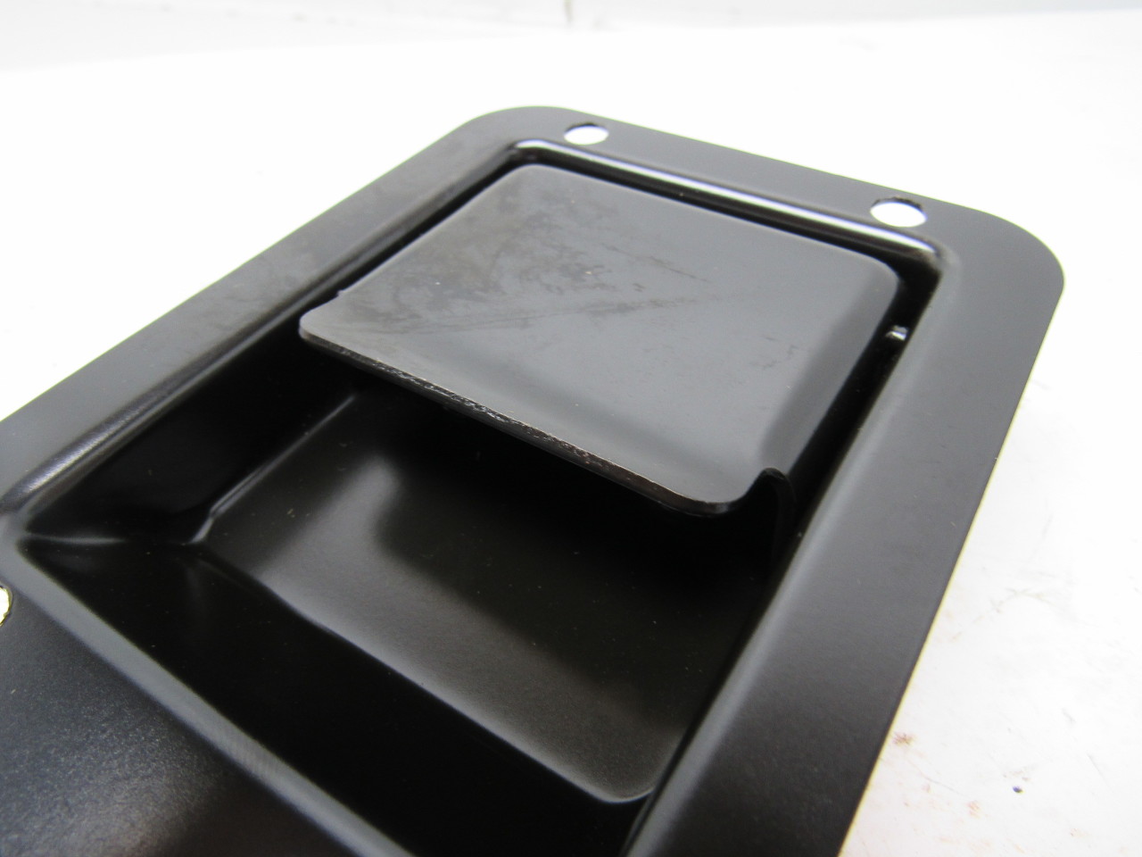 Cleveland 60021 Flush Outside Paddle Door Latch, Black eBay