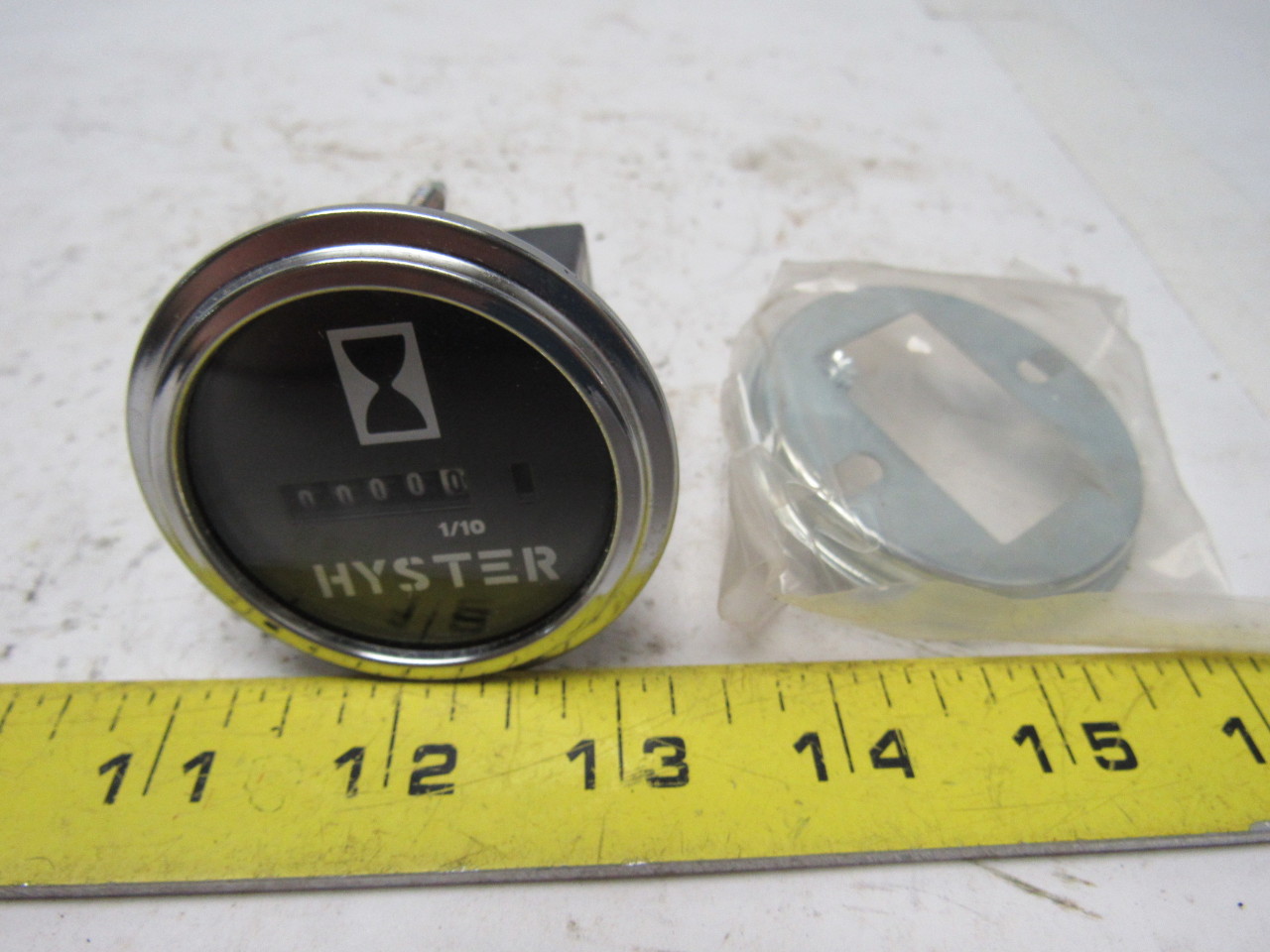 Hyster 287126 Hour Meter for Forklift 40130 VDC Lot of 2 eBay
