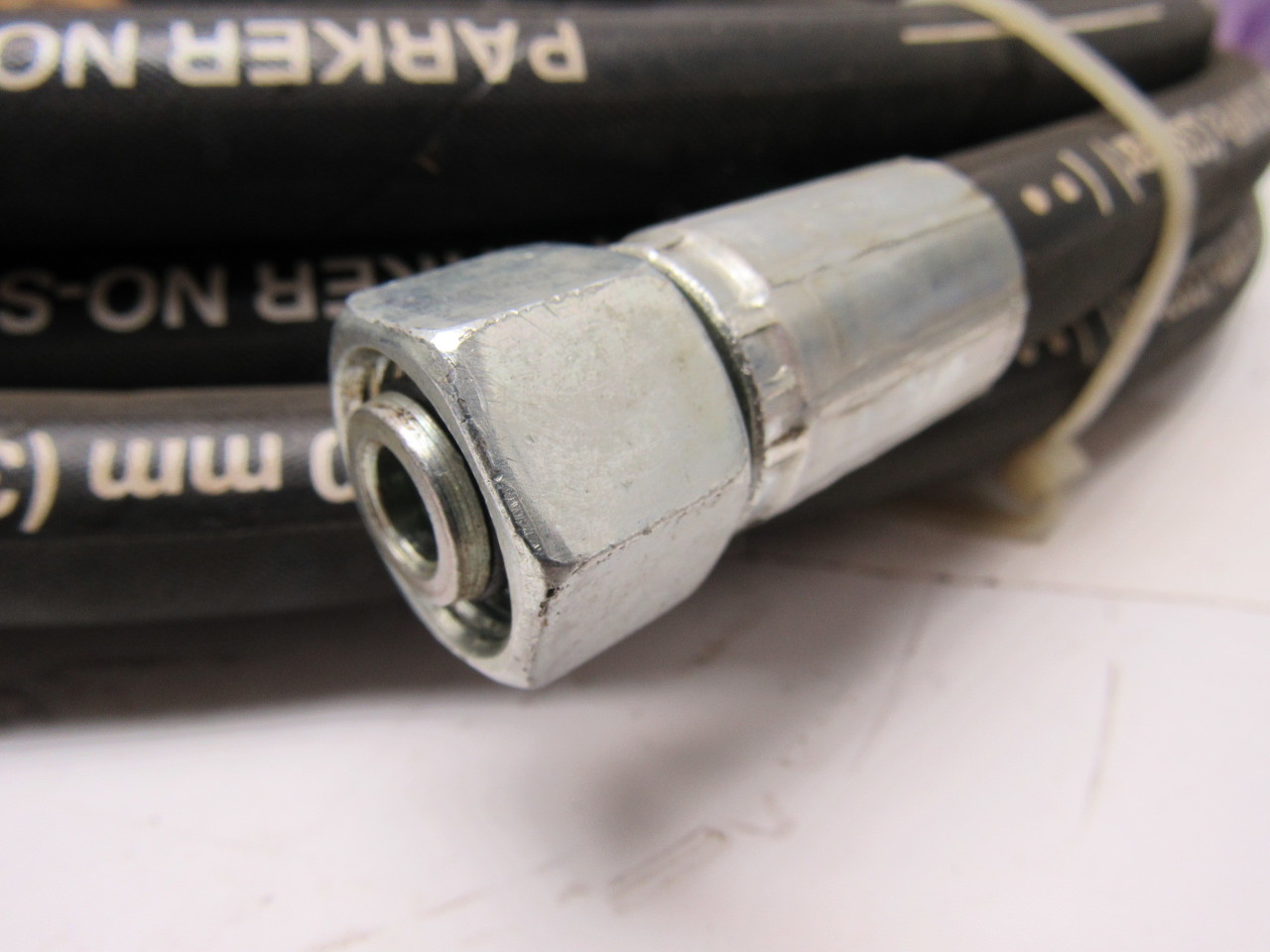 Parker 301SN6 3/8" High Pressure Hydraulic Hose W/Female Swivel