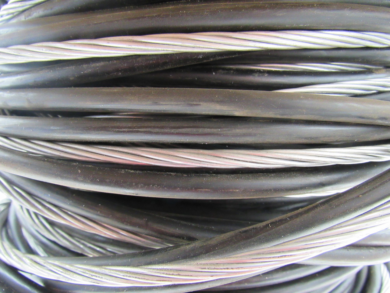 Triplex Aluminum Overhead Service Drop Cable 444 147 Ft eBay