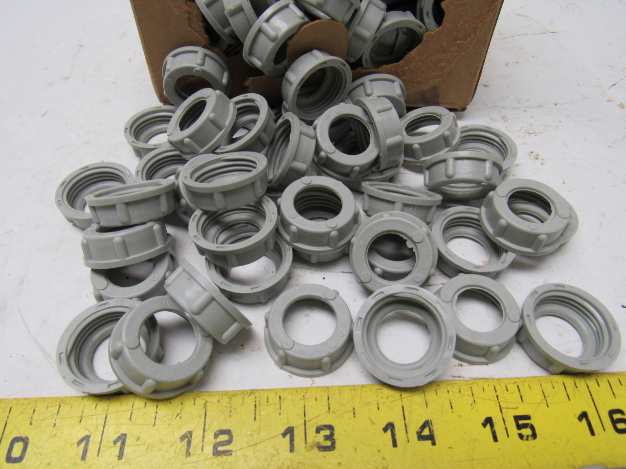 NEER PB100 & PB100D 1/2" Plastic Insulating Conduit Bushings Grey