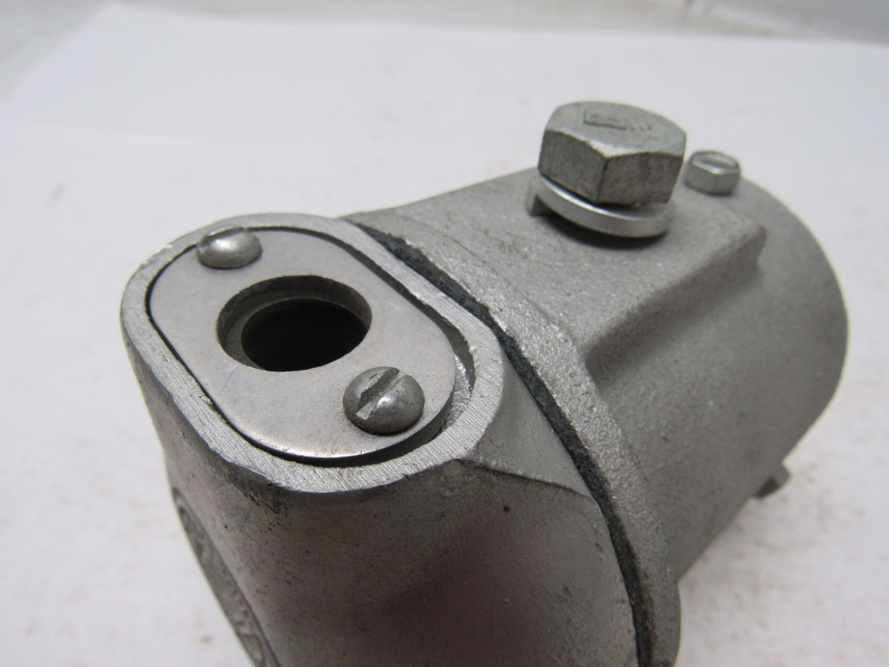 Appleton Electric Conduit Seal Proof Junction Box 21/2" Bottom Opening