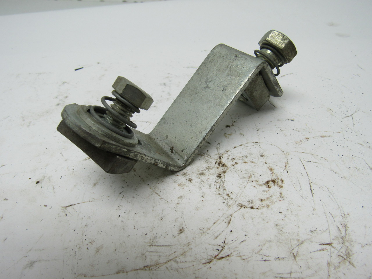 Unistrut/BLine Style Z Brackets W/ Strut Nuts 41/Lot eBay