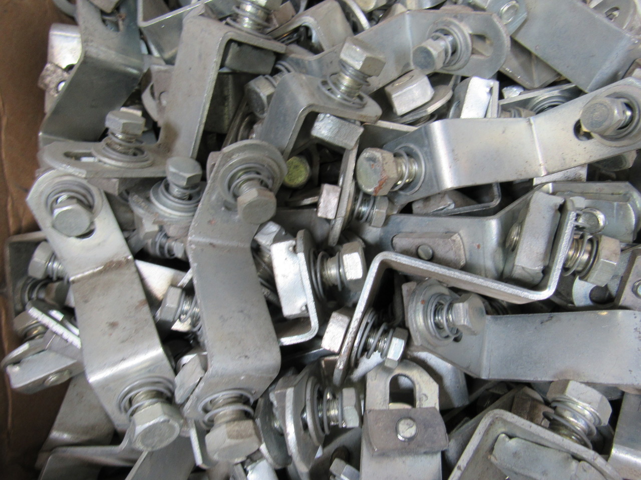 Unistrut/BLine Style Z Brackets W/ Strut Nuts 41/Lot eBay