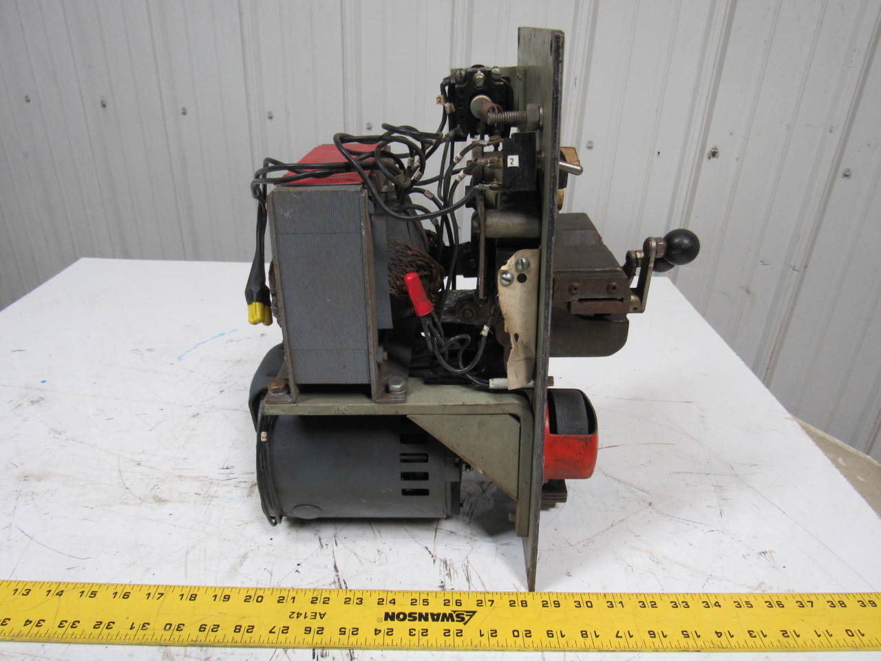 DoAll DBW15 208V Band saw Blade Butt Welder, Grinder