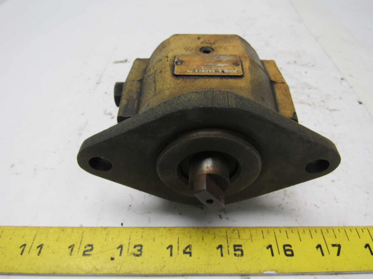 John S Barnes 325186 Hydraulic Pump Motor .660"x.250" Shaft 1/2" Side Ports eBay
