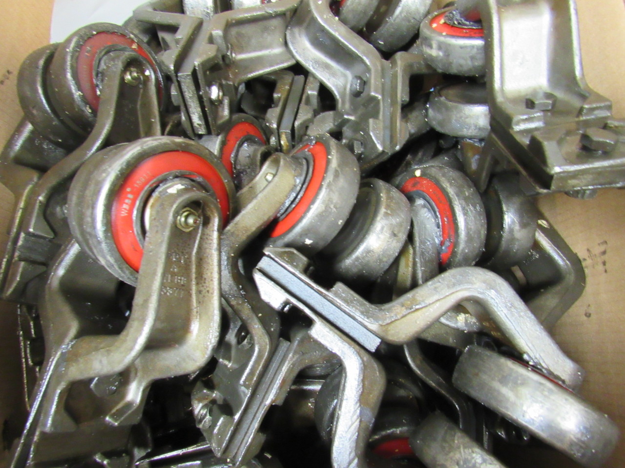 b 15911 4" IBeam Trolley Frame/Wheels for X458 Overhead Conveyor