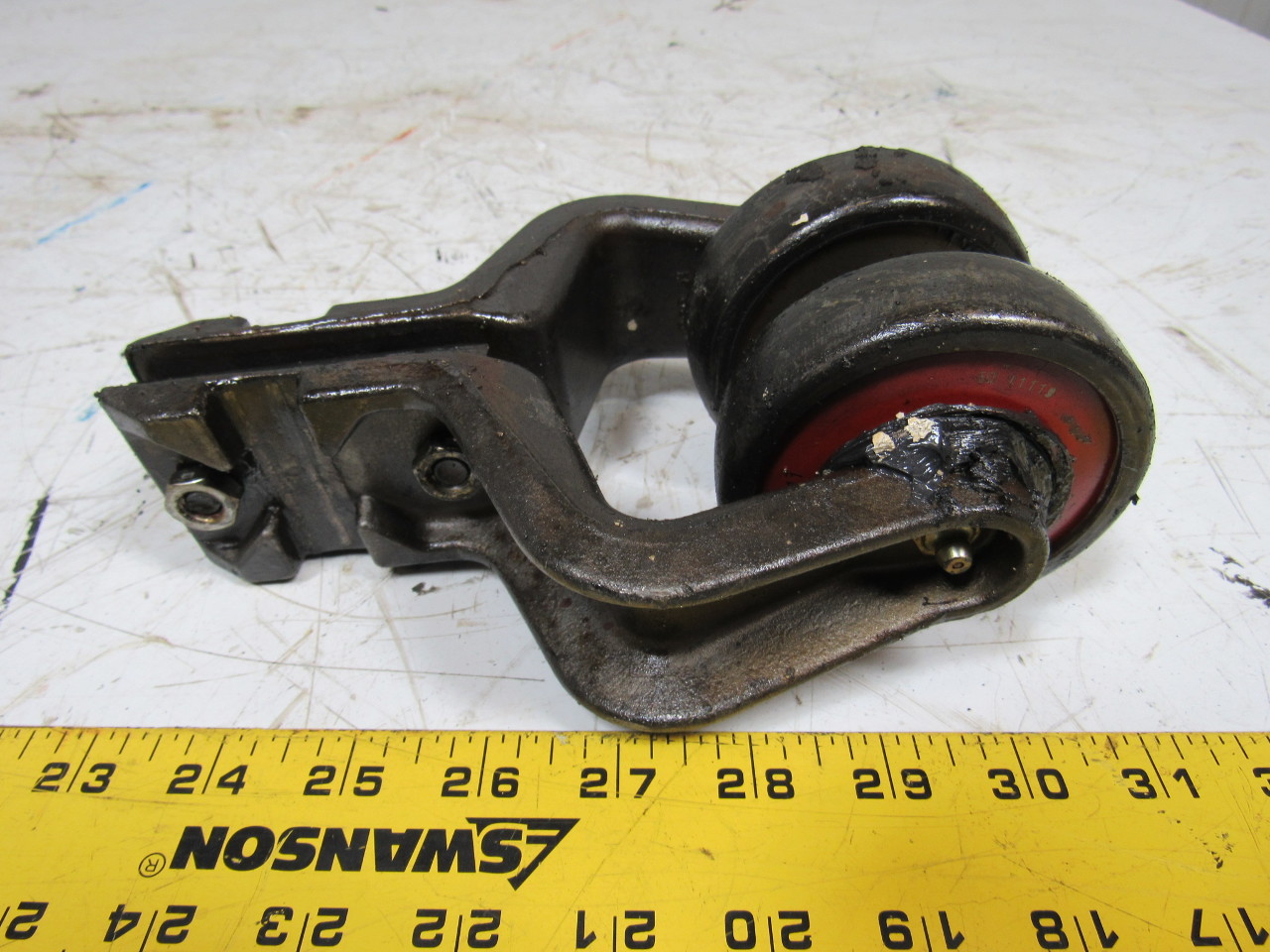 b 15911 4" IBeam Trolley Frame/Wheels for X458 Overhead Conveyor