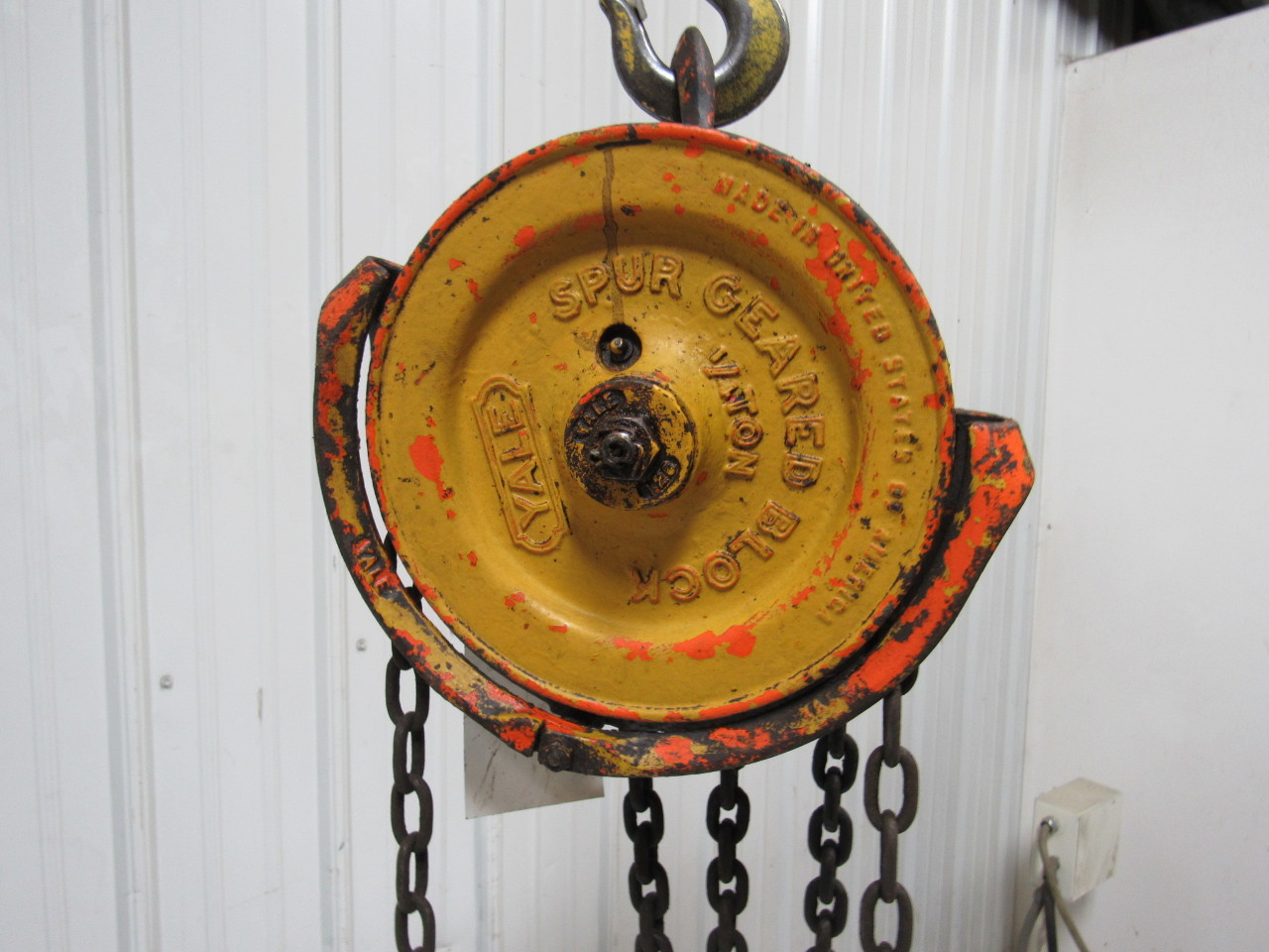 YALE BB 1/4 Ton Vintage Manual Chain Fall Hoist 8' Travel/Lift 7'9