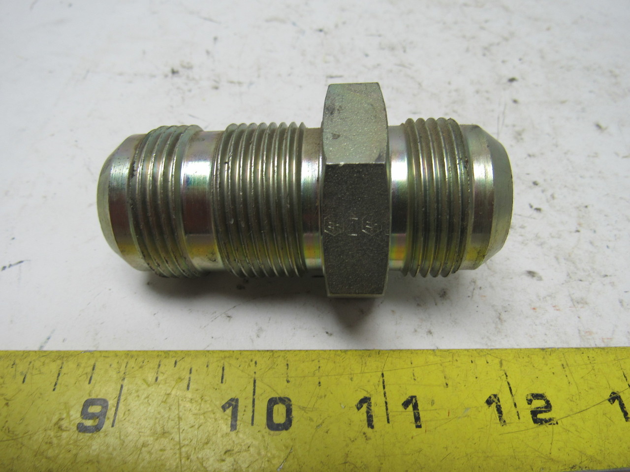 Hydraulic Fitting JIC 1" x 1" JIC (15/16"12 thread) Bulkhead Union