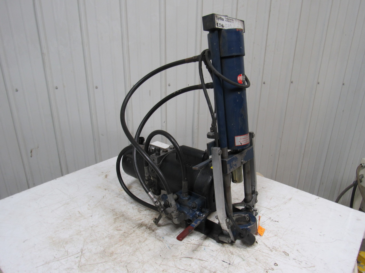 EATON SYNFLEX MARK IX 2 Stage Hose Coupling Fitting Swaging Crimping