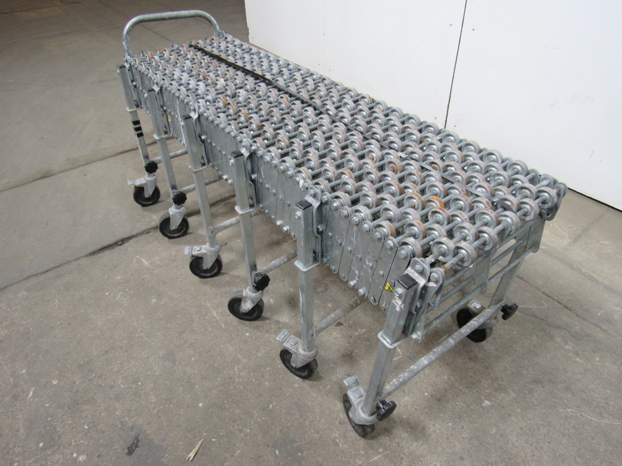 FMH NESTAFLEX 22614020 226 Flexible Adjustable Gravity Skatewheel