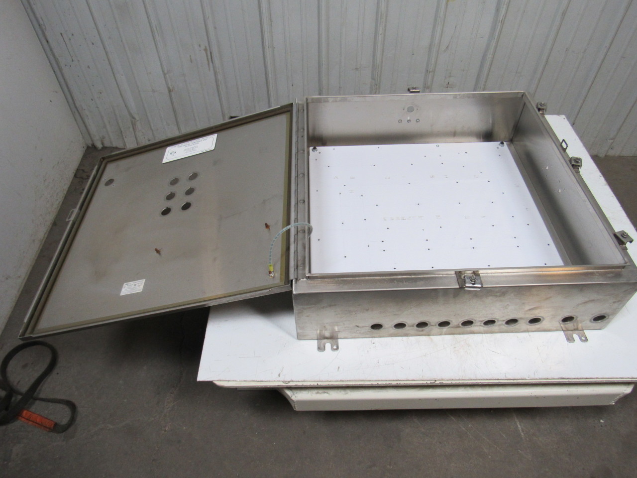 Saginaw SCE30H3008SSLP 304 SS Stainless Steel Electrical Enclosure 30