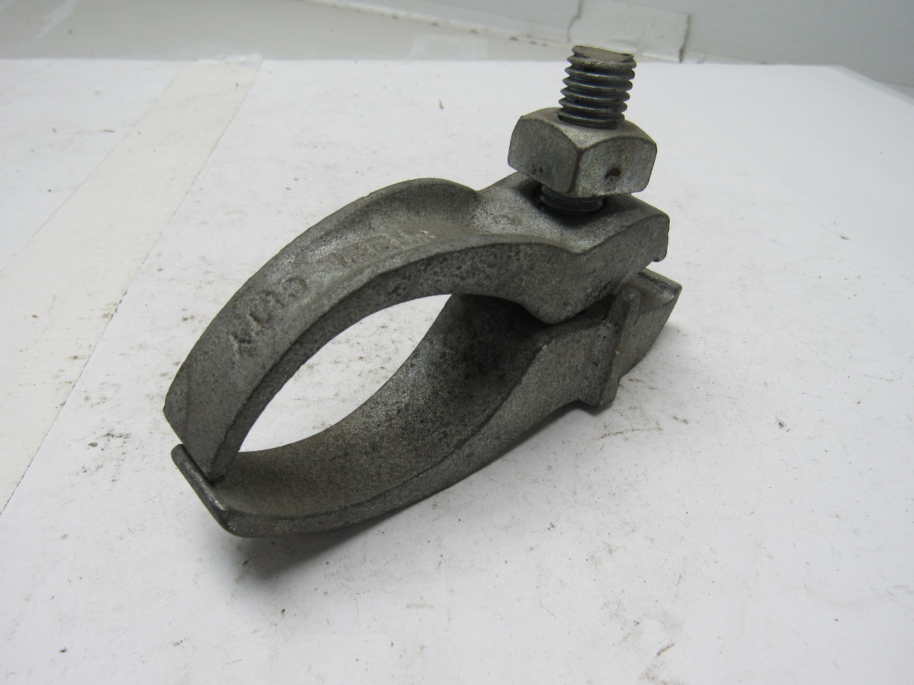 Steel City PC300PAR 3" Galvanized Parallel Type Rigid Conduit Clamp