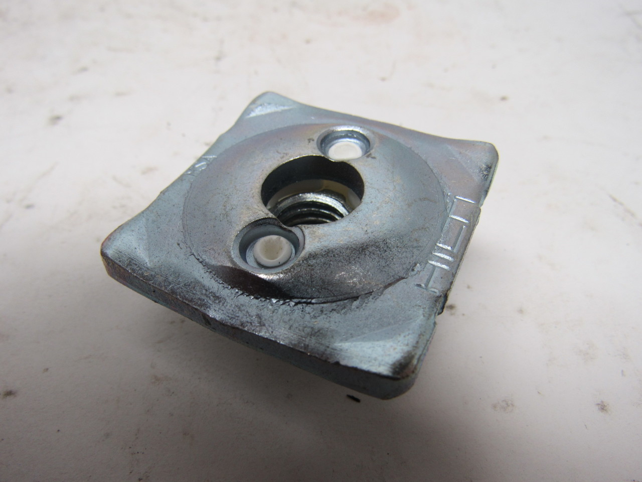 Hilti MSAF 1/2" 257417/6 Pipe Clamp Strut Saddle Nut Box of 25 eBay