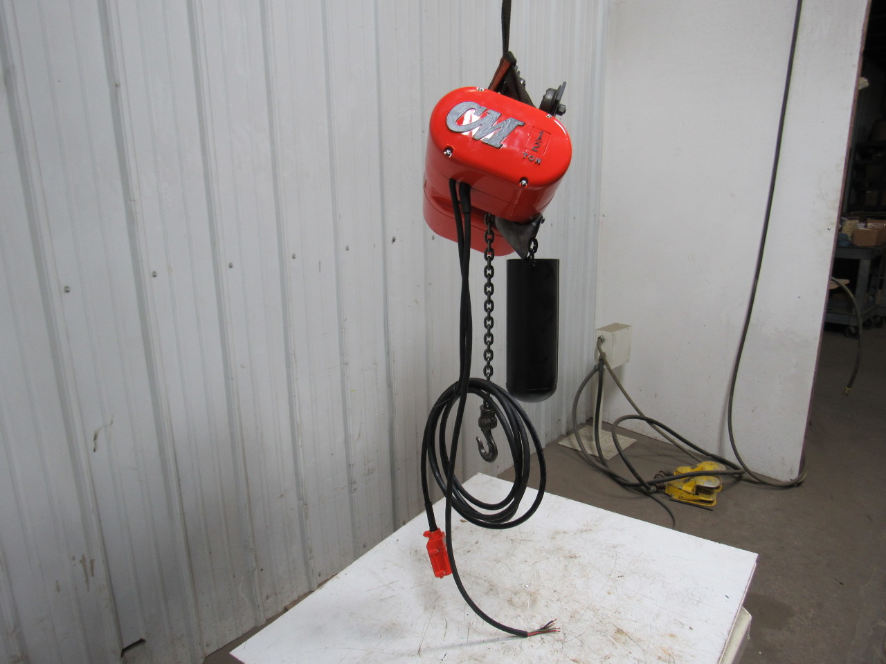 CM LODESTAR J 1/2Ton Electric Chain Hoist 32FPM Push Trolley 20'Lift
