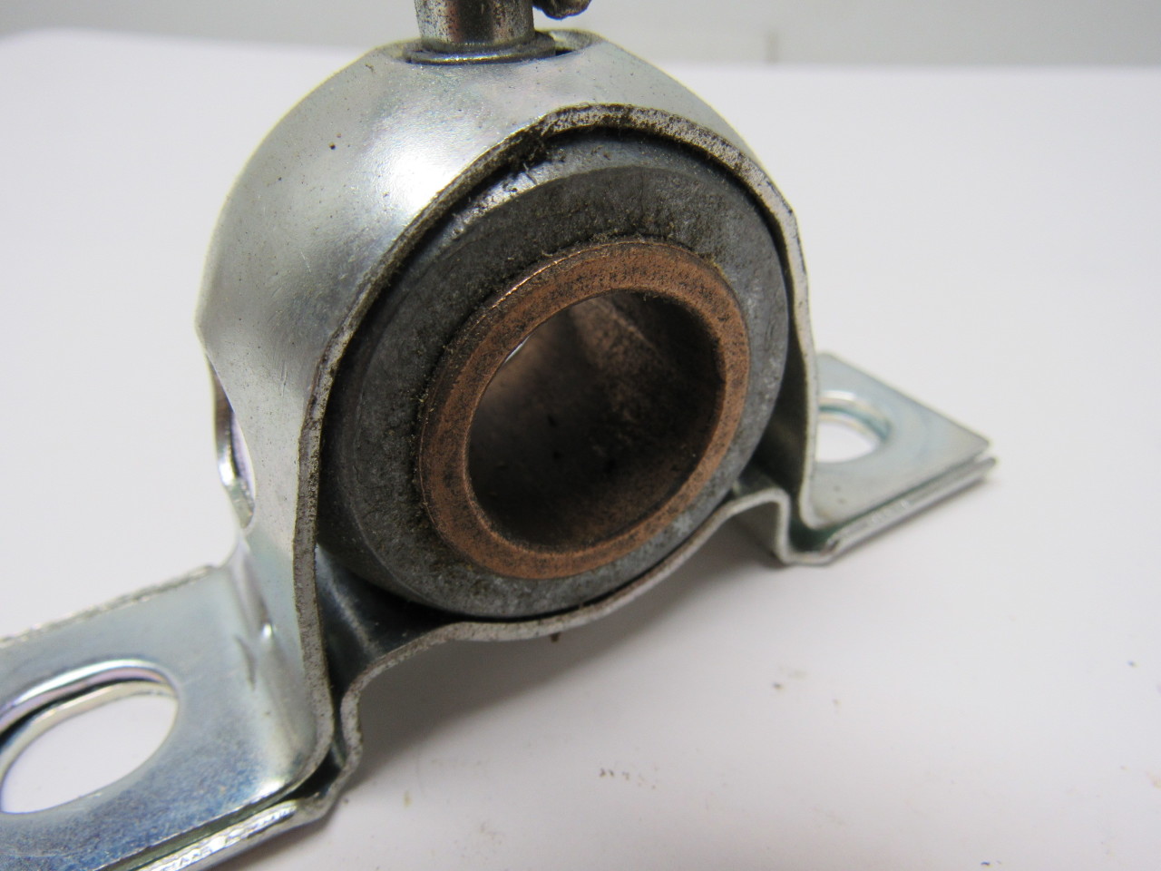 3/4" ID Self Aligning Pillow Block Bushing Bolt Holes 3" Center to Center