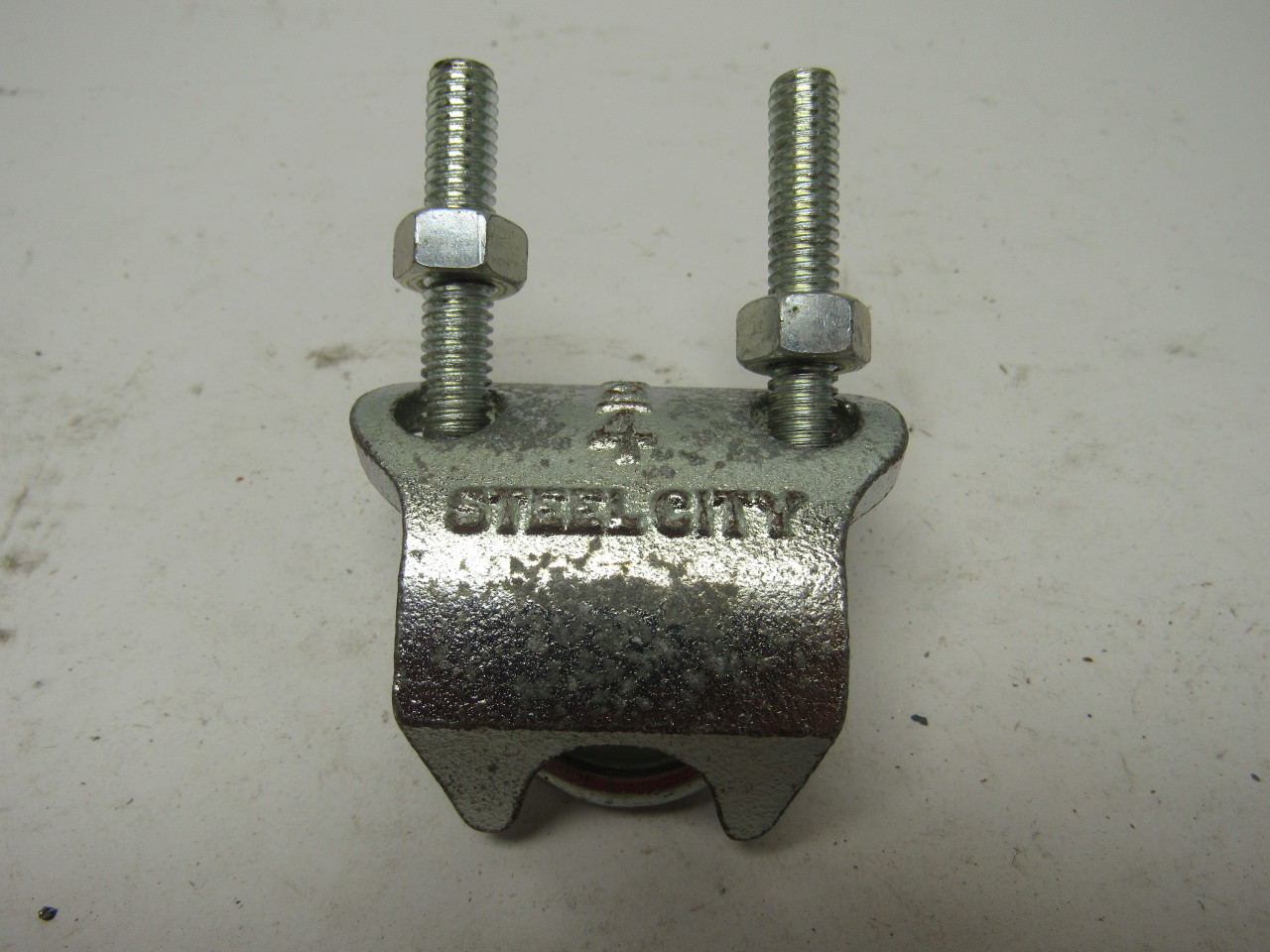 Steel City 3/4" Malleable Iron Right Angle Rigid Conduit Clamp lot of