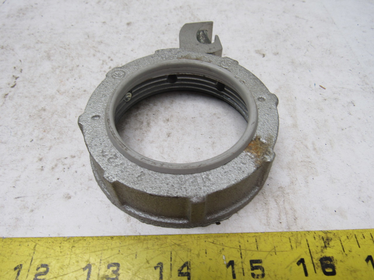 21/2" Grounding Insulated Conduit Bushing W/Aluminum Lug eBay