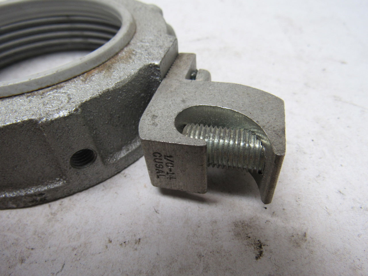 21/2" Grounding Insulated Conduit Bushing W/Aluminum Lug eBay
