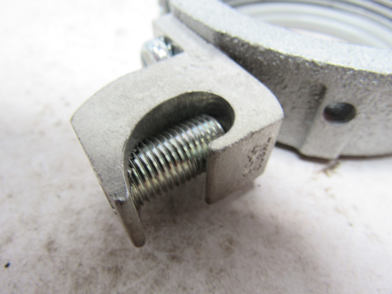 21/2" Grounding Insulated Conduit Bushing W/Aluminum Lug eBay