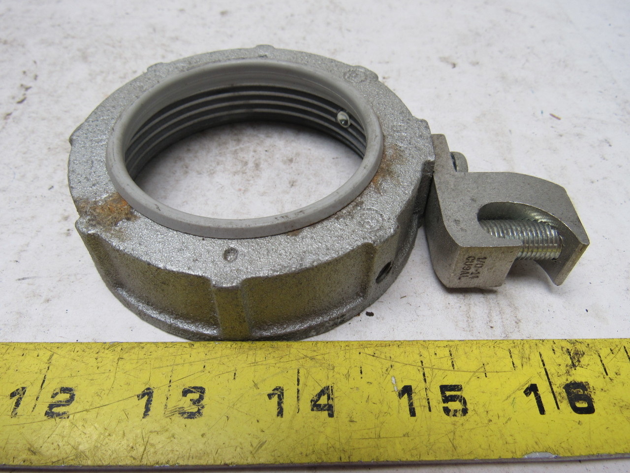 21/2" Grounding Insulated Conduit Bushing W/Aluminum Lug eBay