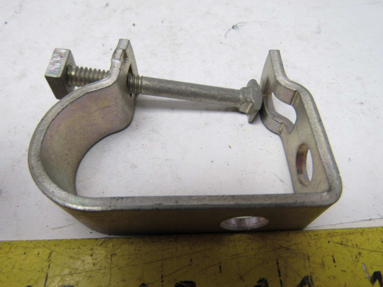 Unistrut J1207 3/4" J Conduit & Pipe Hanger Galvanized Lot of 10