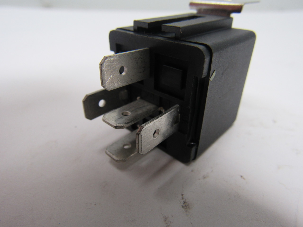 NAPA 192D TruckLite Heavy Duty 5 Terminal ISO Relay 12V 40A Lot of 5