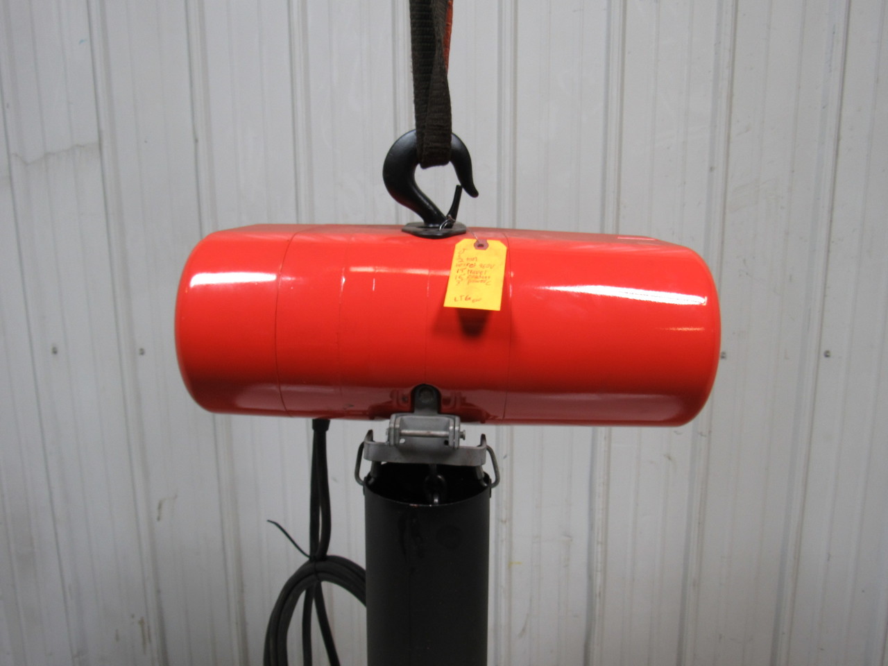 CM LODESTAR J 1/2 Ton Electric Chain Hoist 208230/440480V 3 Ph 19
