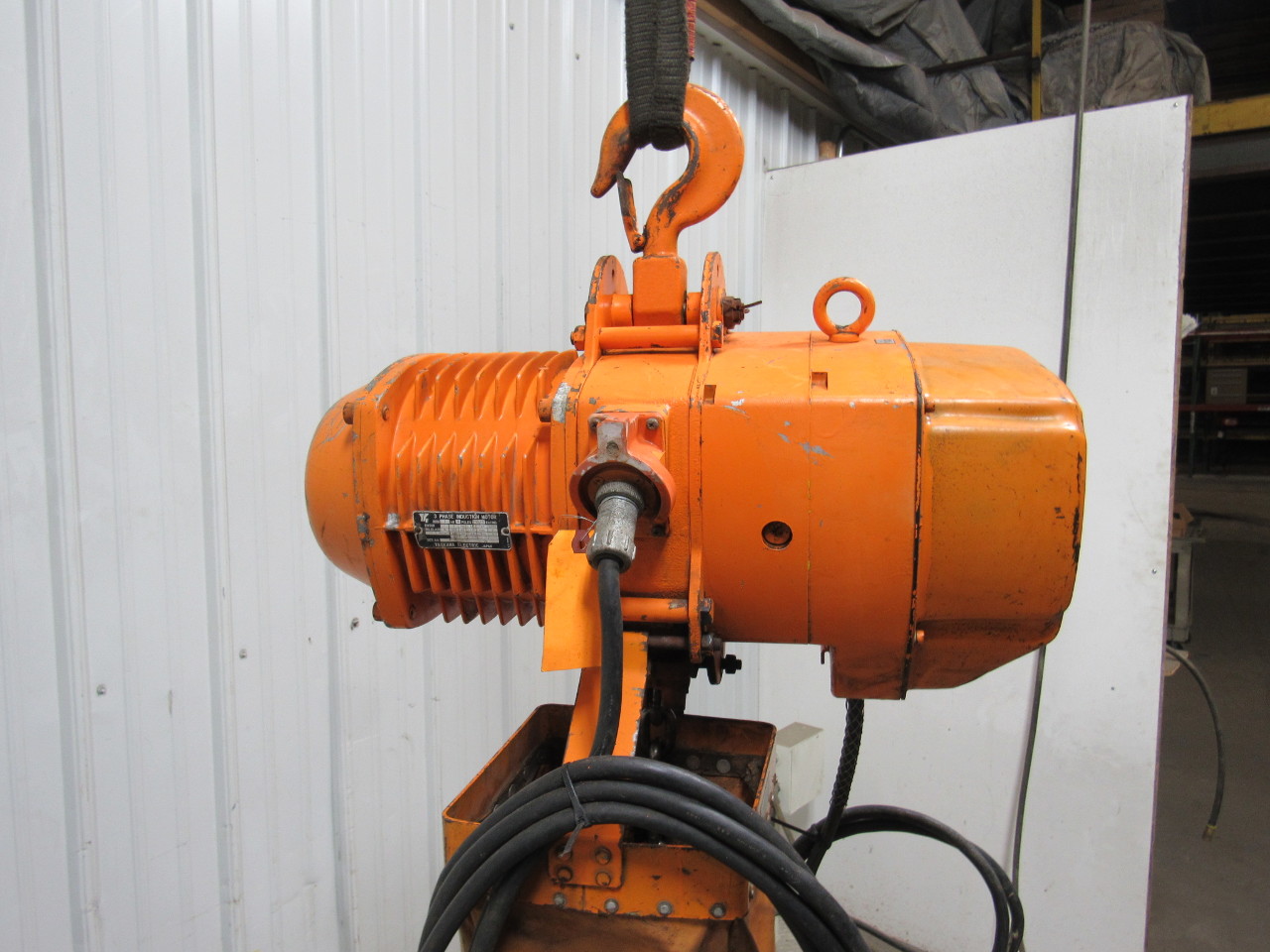 HARRINGTON ES2B3065 2 Ton Electric Chain Hoist 220/440V 3Ph 11' Lift 26FPM