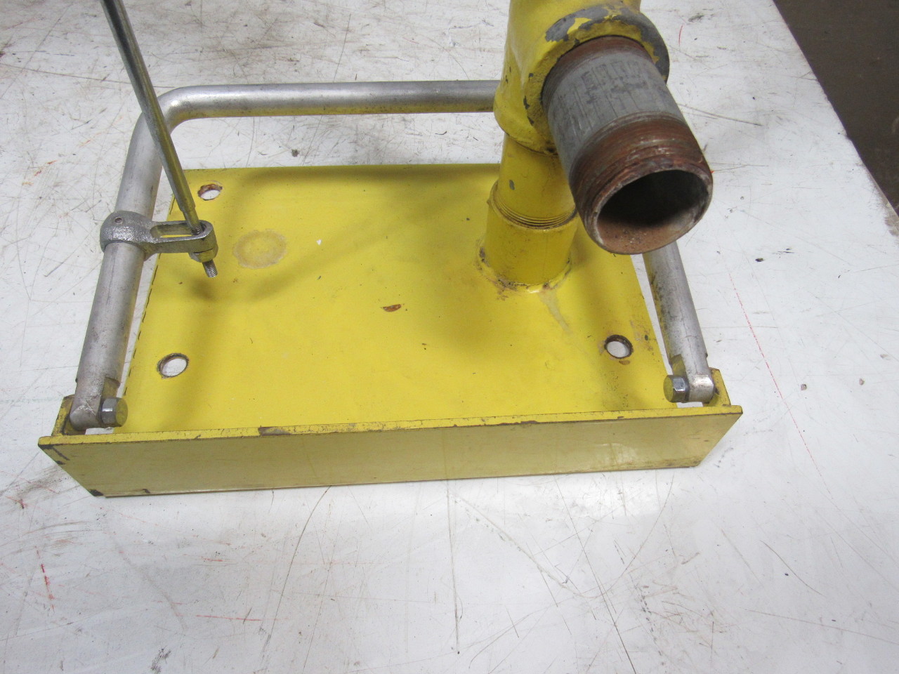 Speakman SE546 Eyesaver Eyewash Station Bar Activation Pedestal Mount