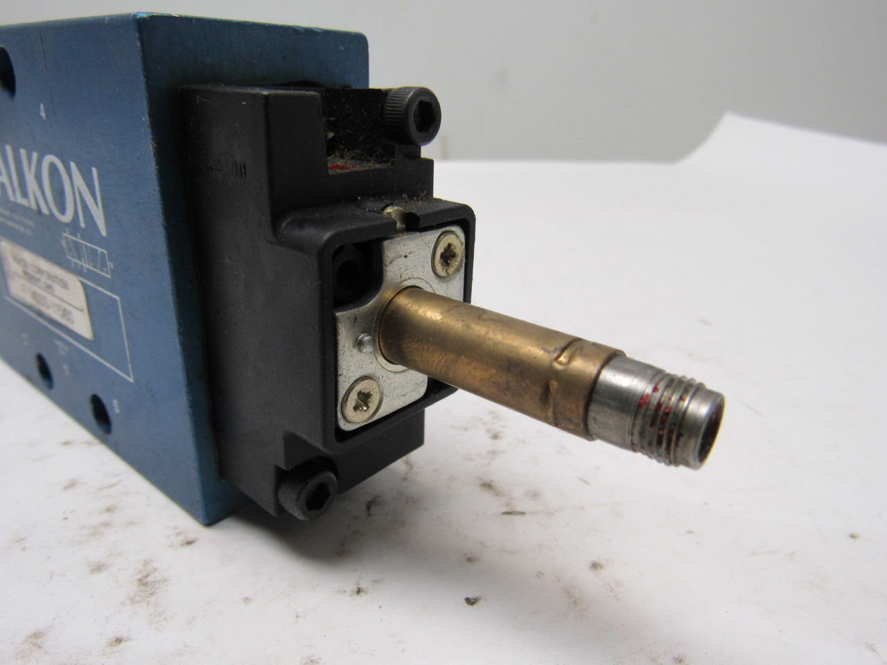 Alkon P140SS115/60 Single Solenoid Air Valve 4Way 24VDC 3/8" NPTF