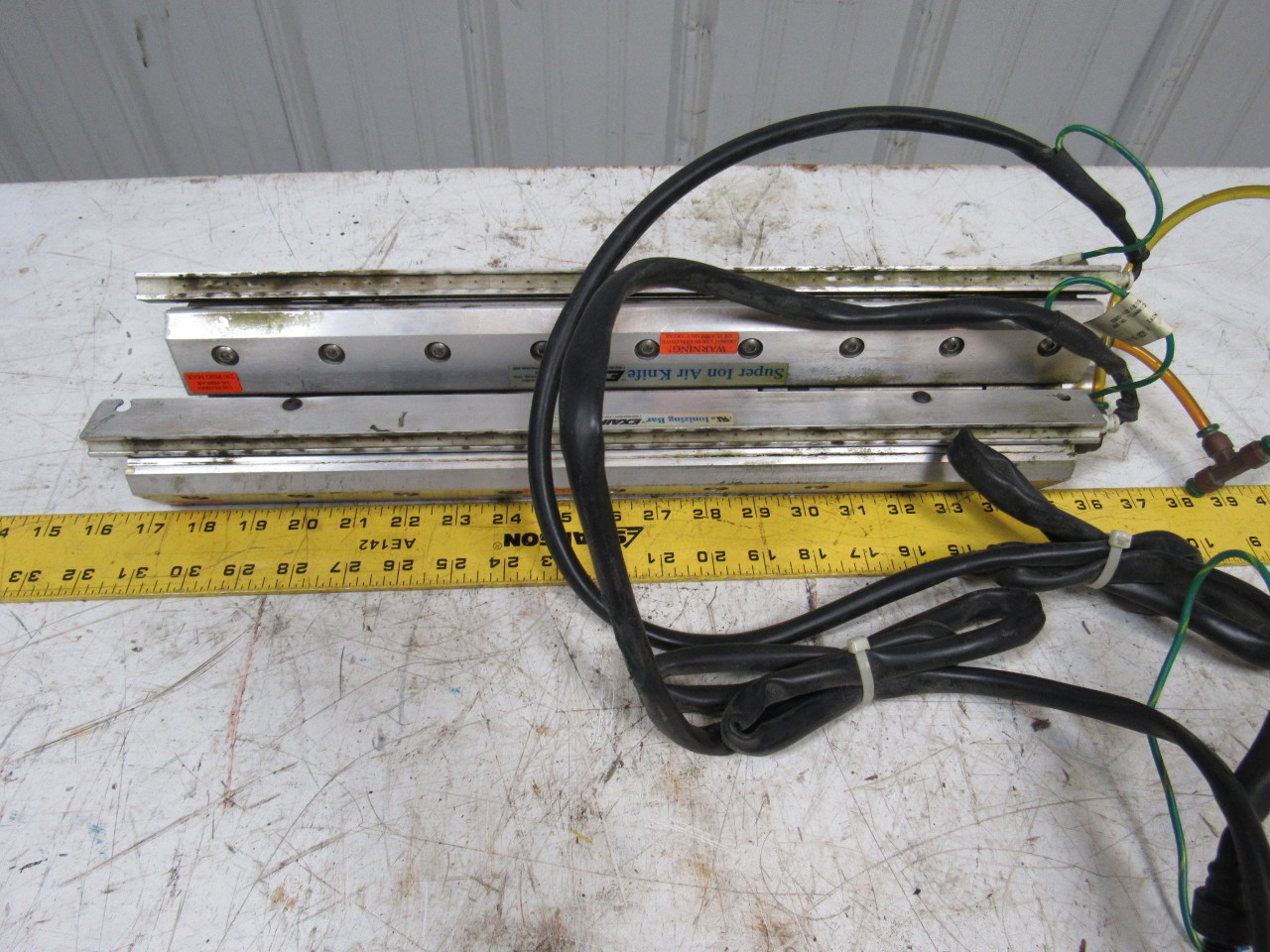 Exair 111018 (2) Super Ion Air Knife & Ionizing Bar Assembly Static