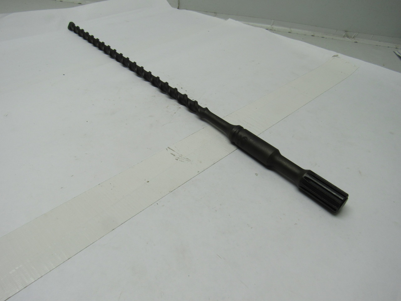 Driltec AE221 Rotary Hammer Drill Bit 9/16" Concrete 22" OAL Spline