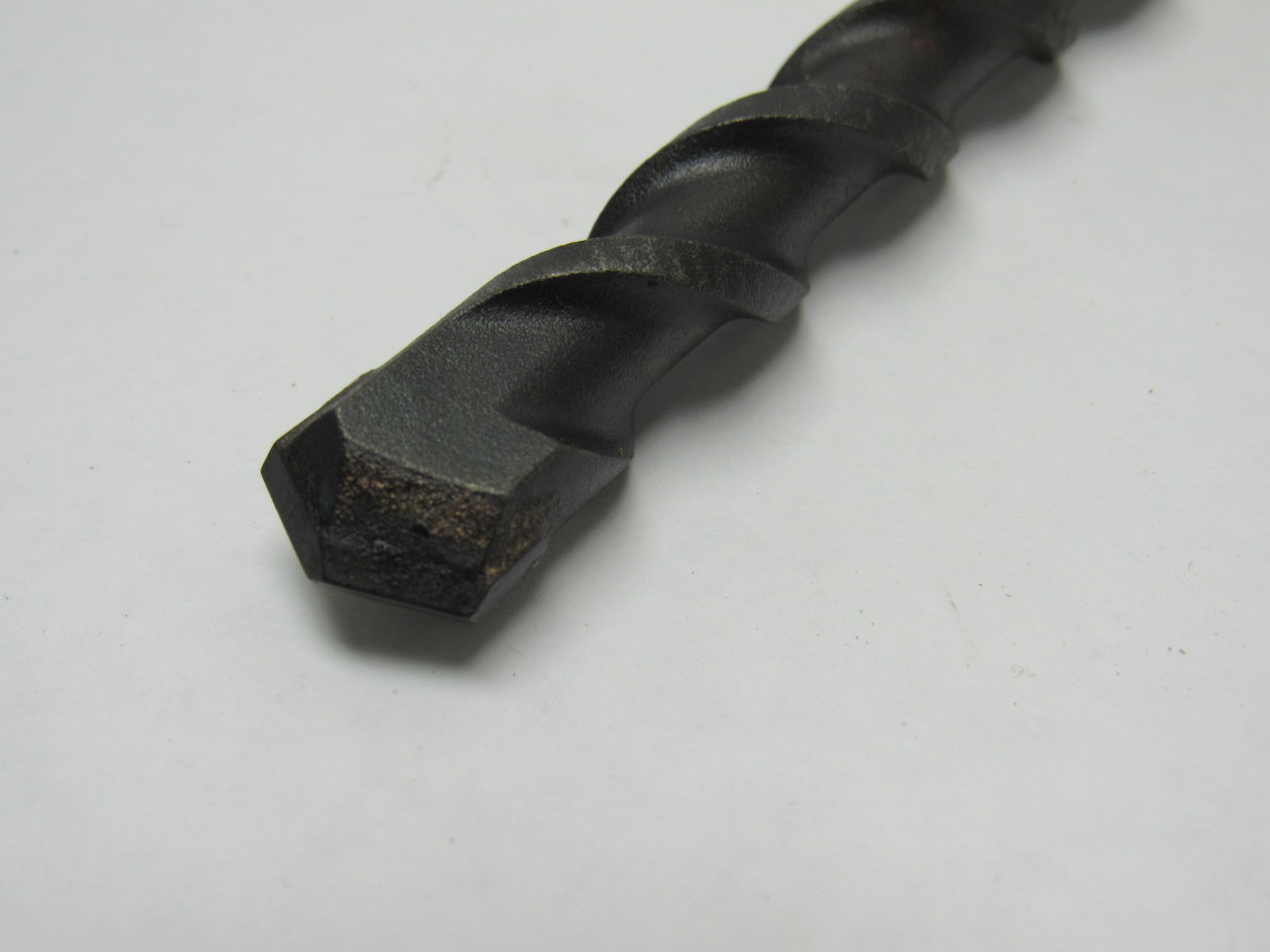 Driltec AE221 Rotary Hammer Drill Bit 9/16" Concrete 22" OAL Spline