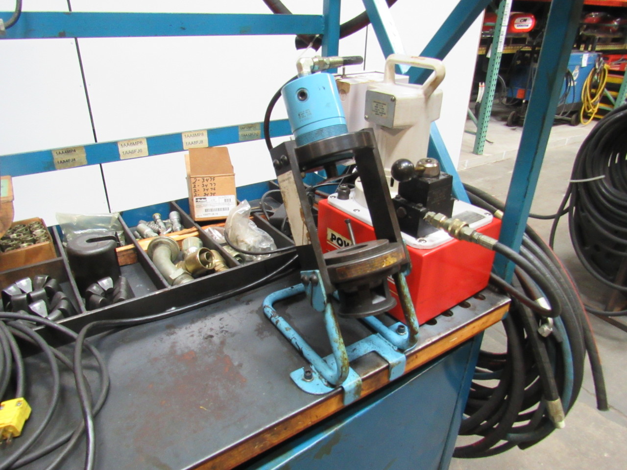 AEROQUIP FT1310 Hydraulic Hose Crimper Machine Station Portable w/Dies