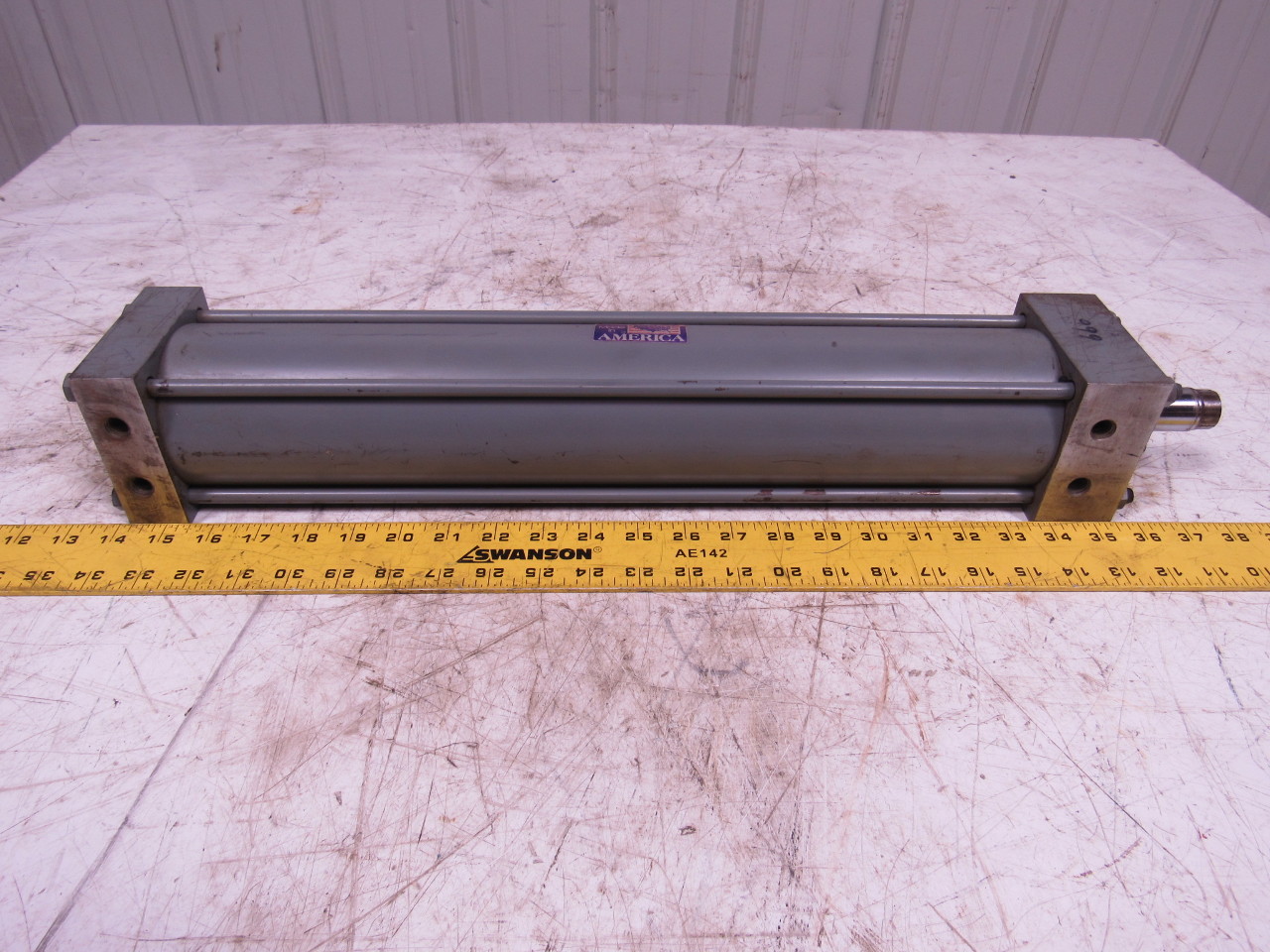 31/4" Bore 17" Stroke Pneumatic Air Tie Rod Cylinder eBay