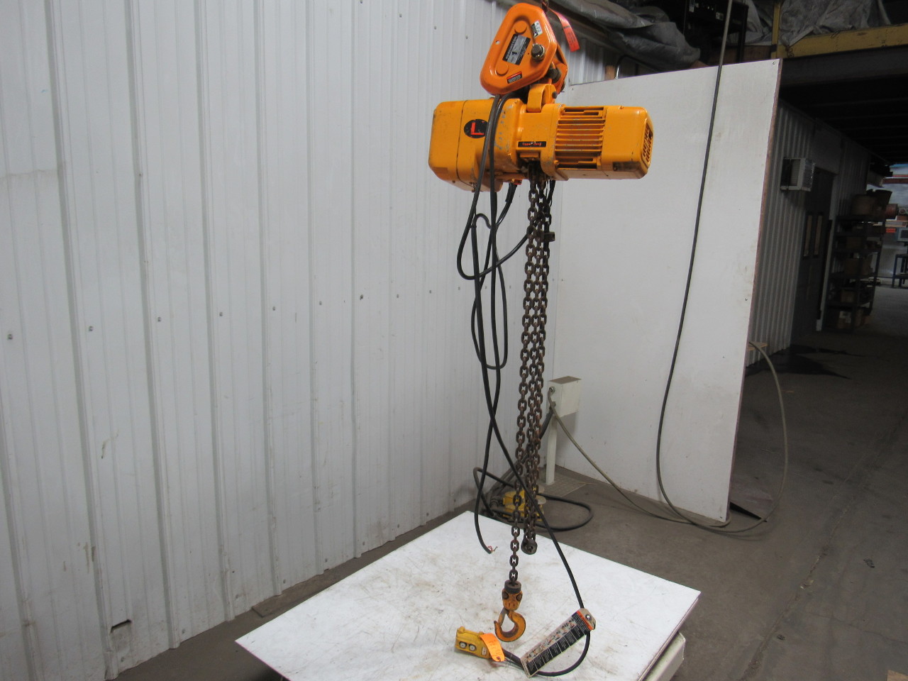 HARRINGTON NER010L 1 Ton Trolley Electric Chain Hoist 11'Lift16'/Min