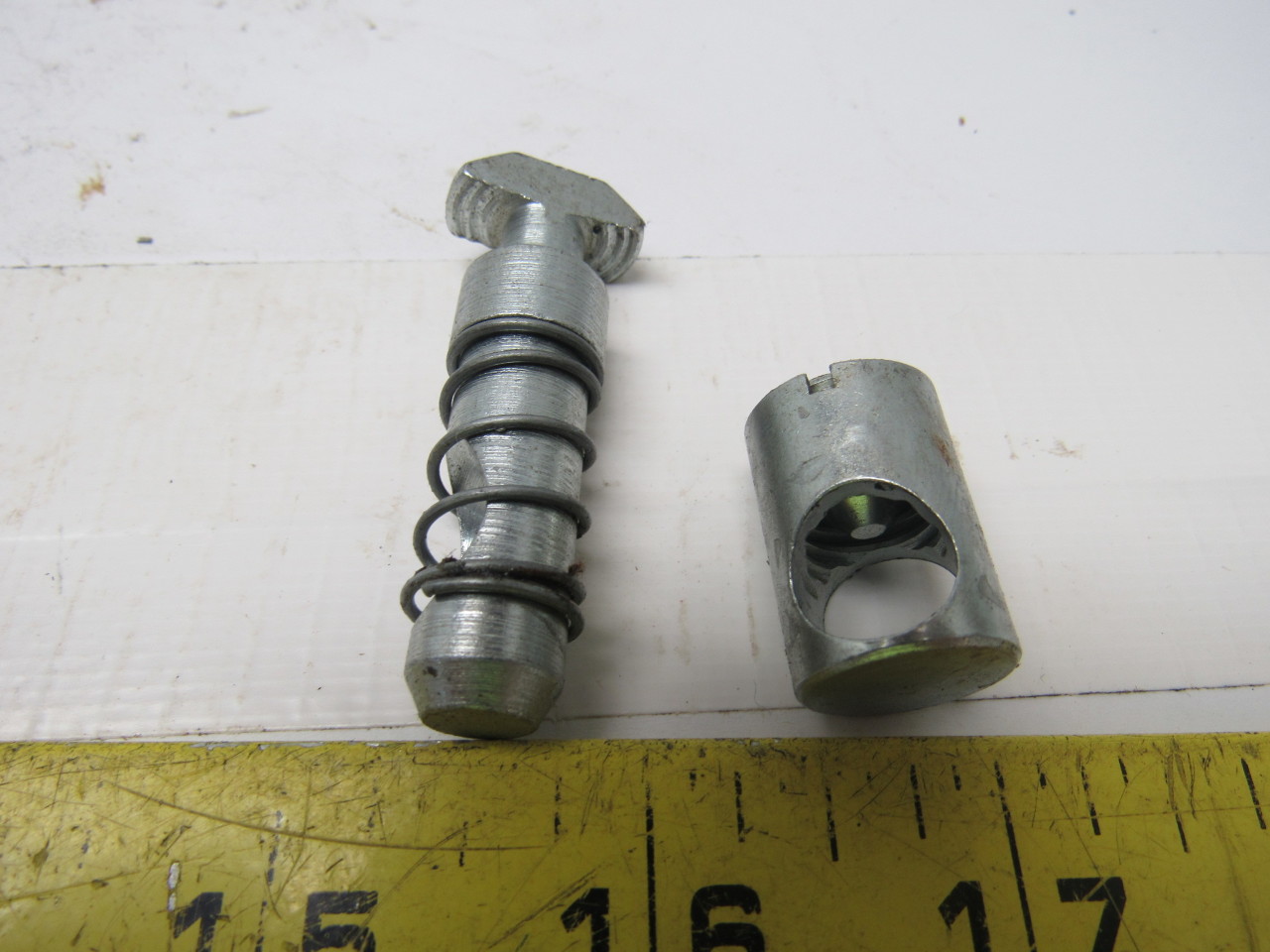 T slot Aluminum Extrusion T bolts Angle Fastener Fits 10mm Slots Lot of